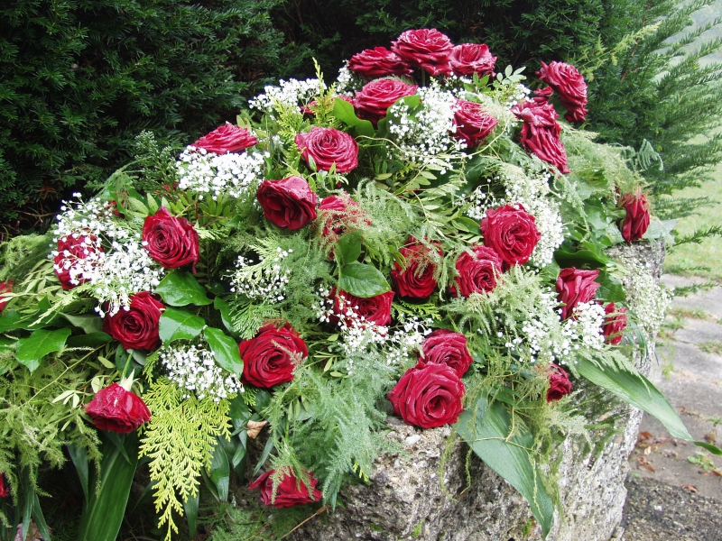 funeraire-LA MOTTE-min_roses-61203